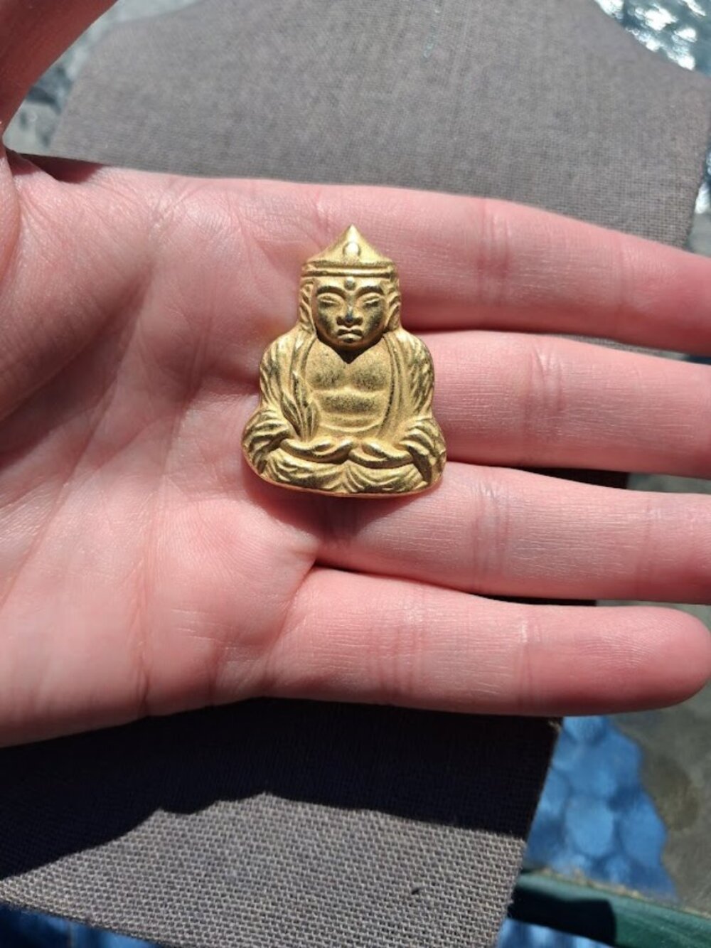 Hindu brooch